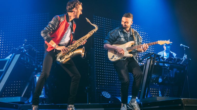 File:Synapson background.jpg