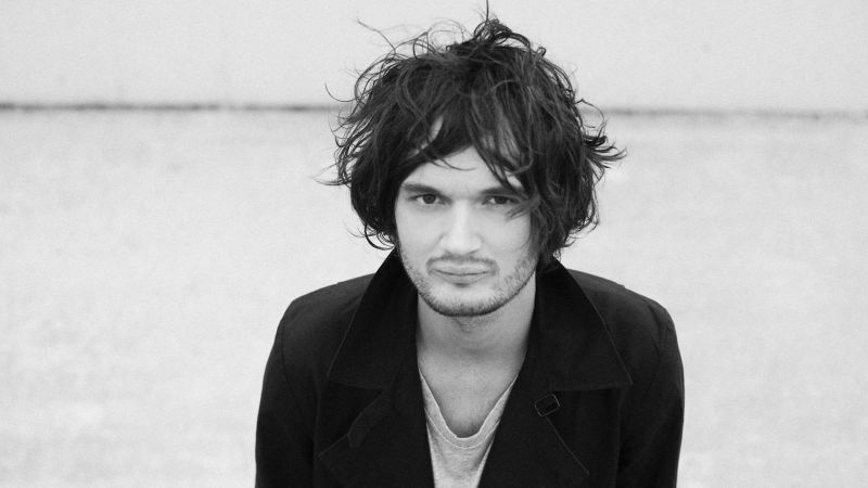 File:Apparat background.jpg