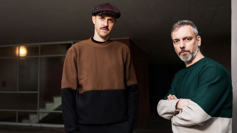 File:Frankey And Sandrino background.jpg