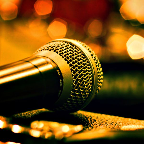 File:Various Artists.jpg