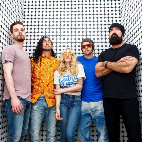 File:Walk Off The Earth.jpg