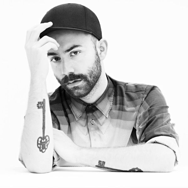 File:Woodkid.jpg