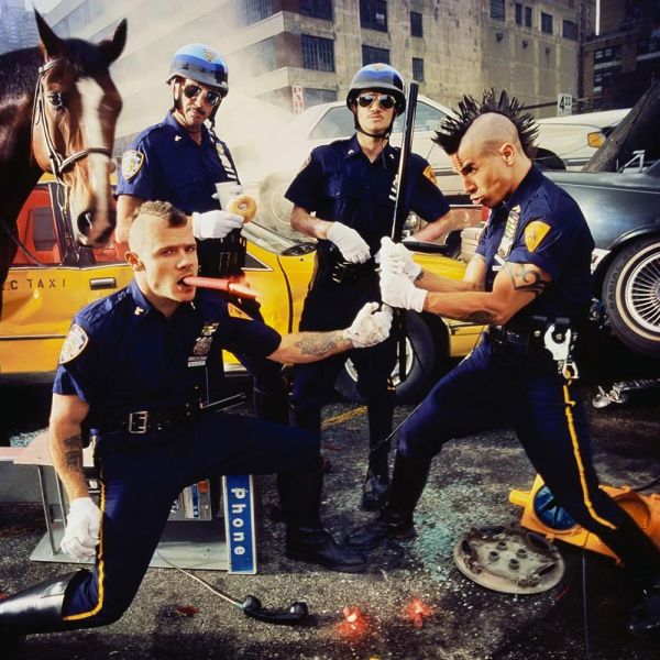 File:Red Hot Chili Peppers.jpg