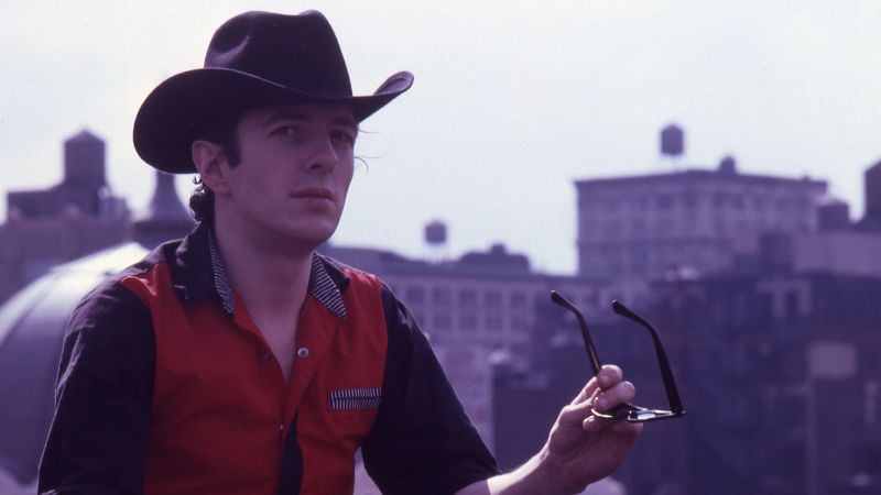 File:Joe Strummer background.jpg