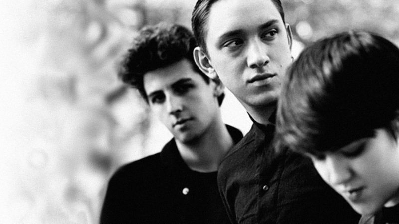 File:The xx background.jpg