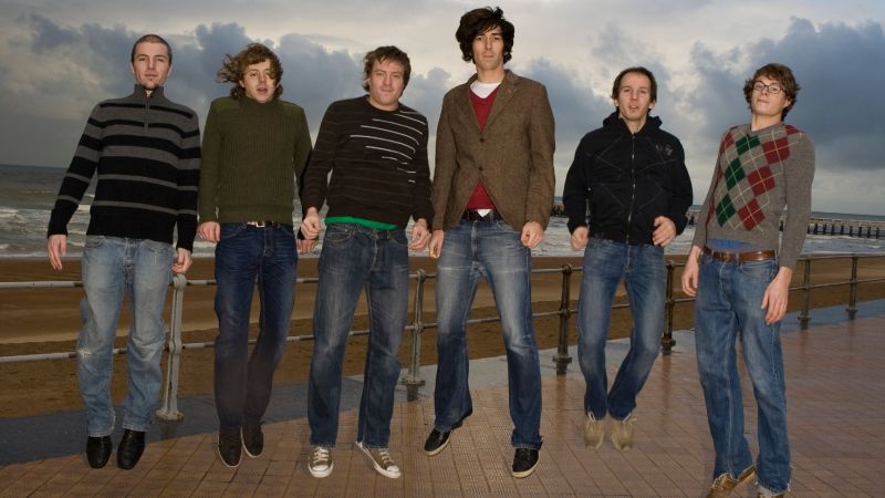 File:Girls In Hawaii background.jpg