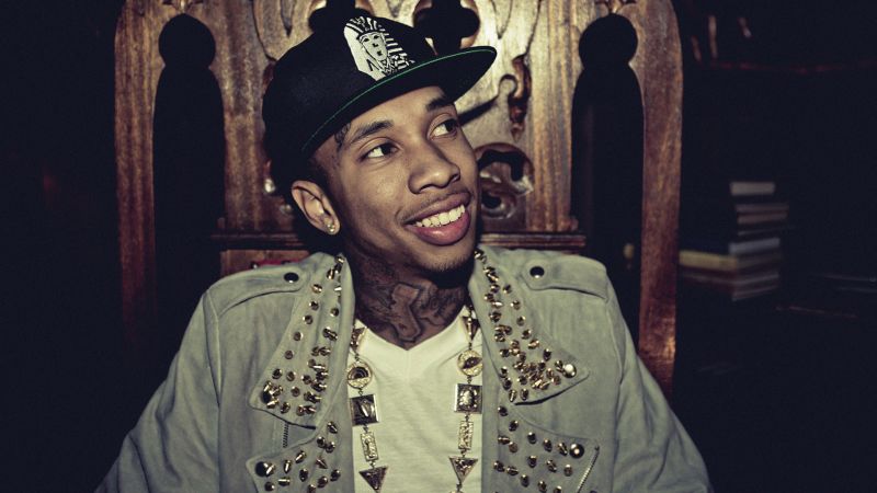 File:Tyga background.jpg