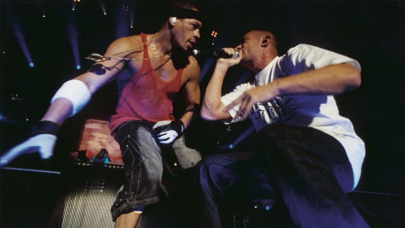 File:Supreme NTM background.jpg