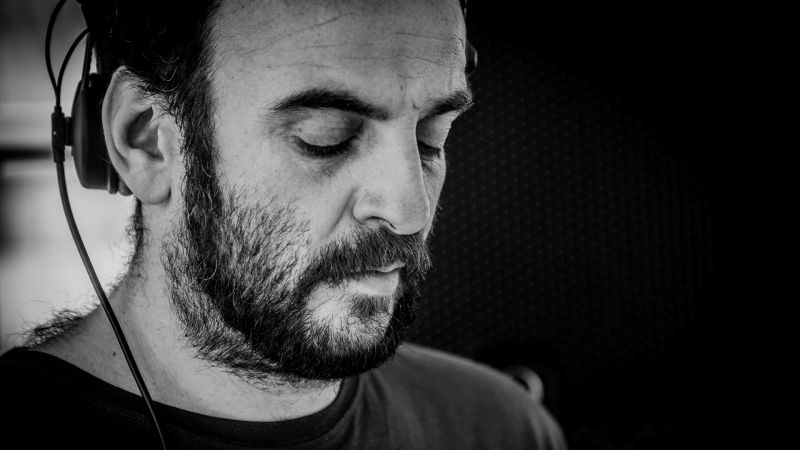 File:Troublemakers background.jpg