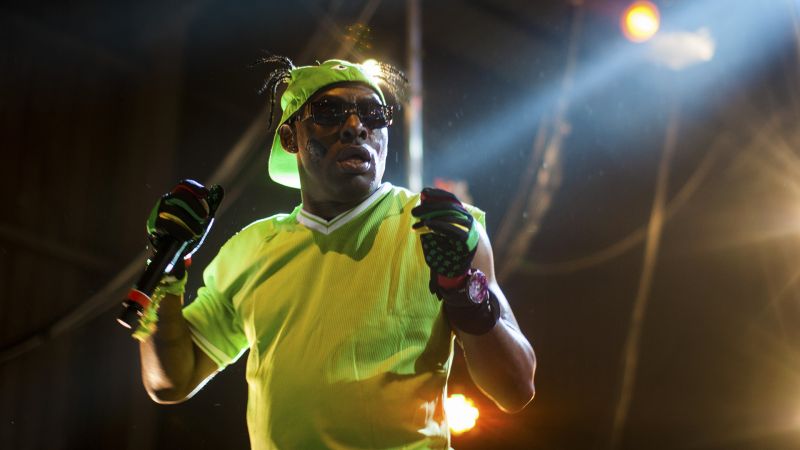 File:Coolio background.jpg