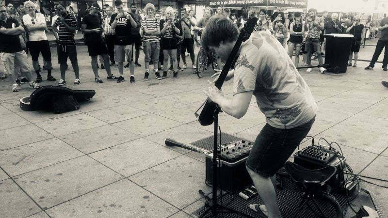 File:Reinhardt Buhr background.jpg