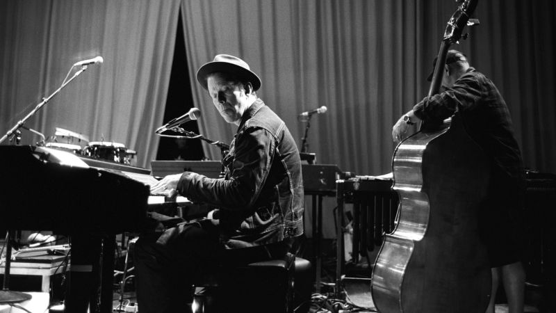 File:Tom Waits background.jpg